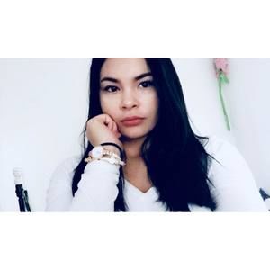 Meet your Posher, Ely